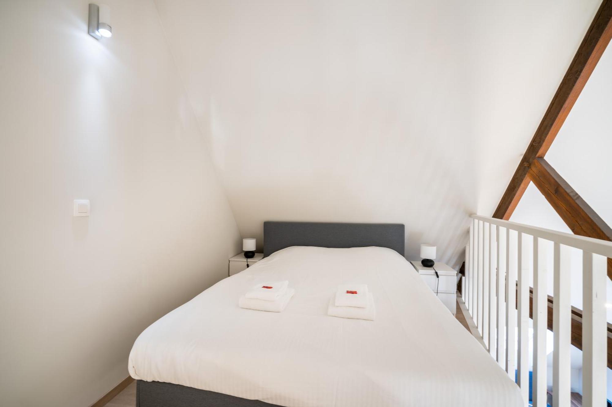 Hotel General Sixty-Seven By Romy&Travis Brujas Exterior foto